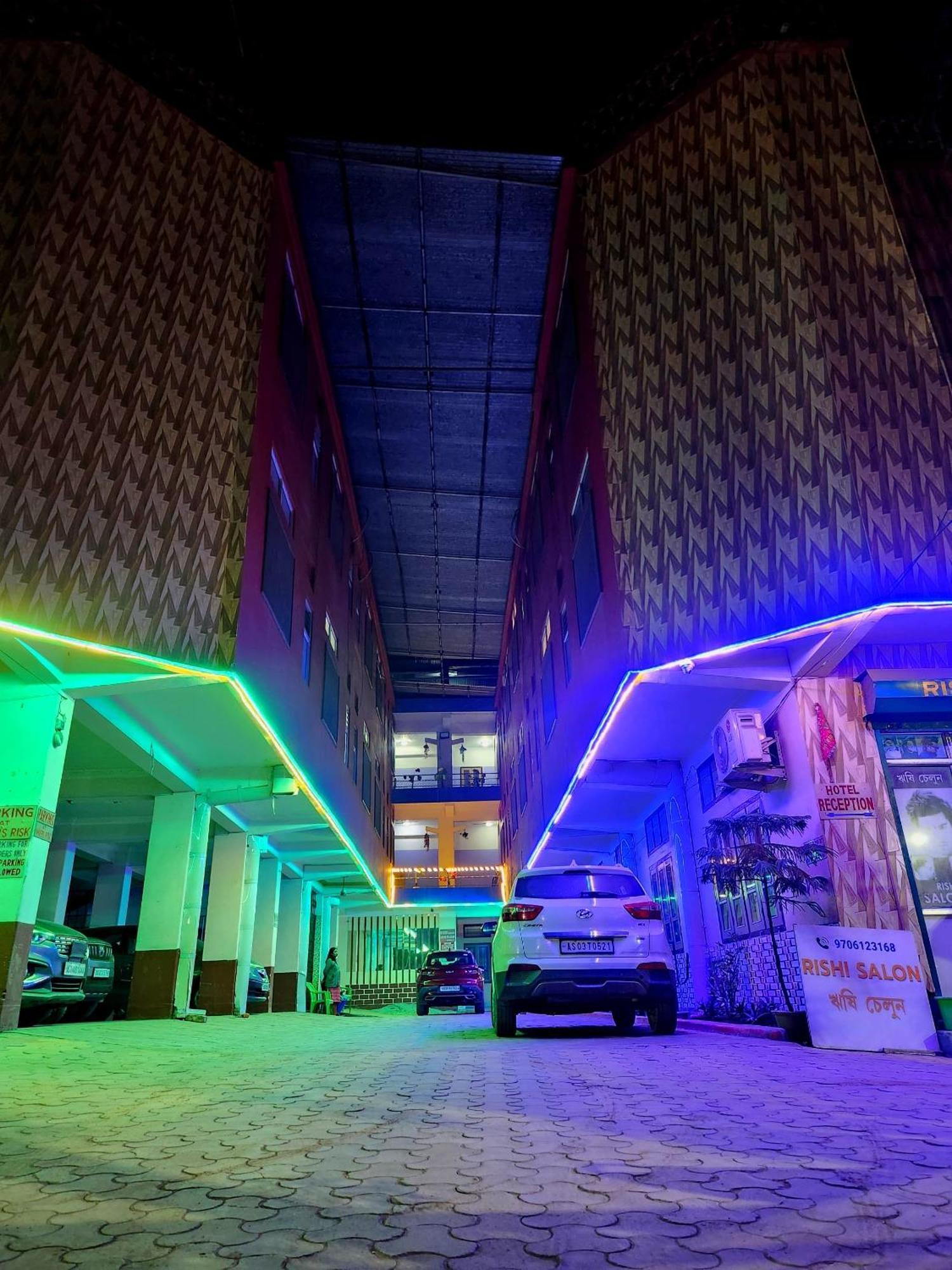 Nuptial House Lodge Utopia Hotel Guwahati Dış mekan fotoğraf